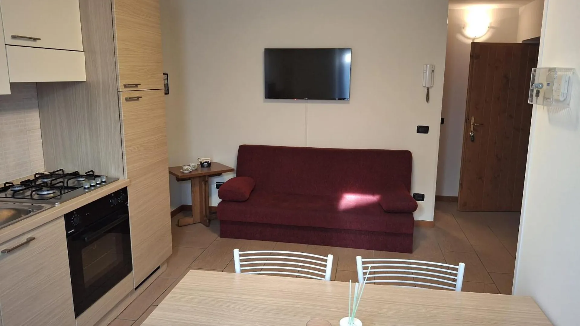 Caravaggio Apartment Di Manenti Andrea Oltre il Colle Italy